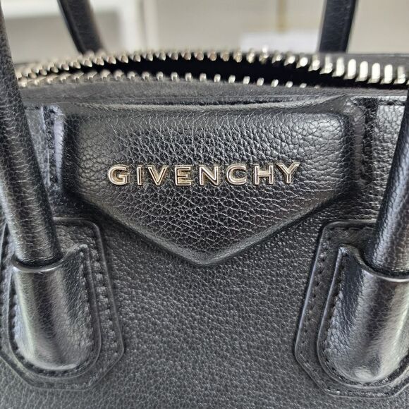 NWT Givenchy Antigona Black Leather Crossbody Handbag - Picture 11 of 11
